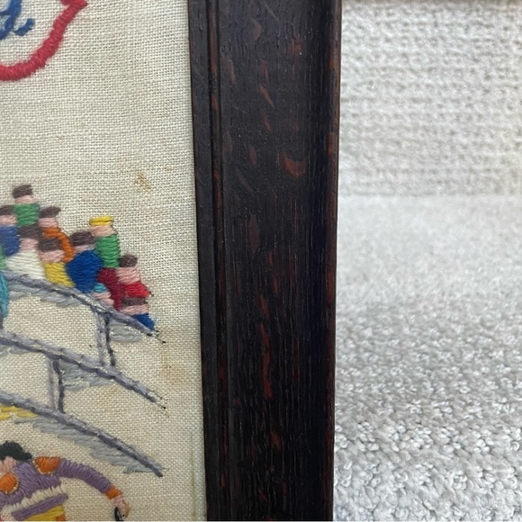 Vintage Needlework Crewl Souvenir Pillow Cover Madrid Spain Wood Frame Folk Art - Picture 6 of 10